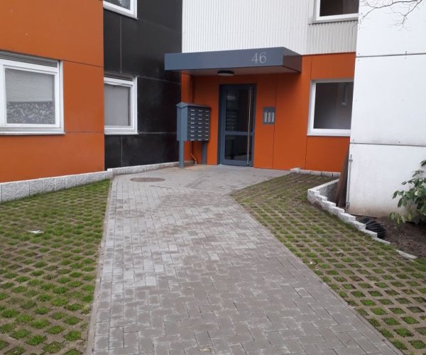 VE 1025 | Wilhelmsburg | Karl-Arnold-Ring 46 | Hauseingang Karl-Arnold-Ring 46
